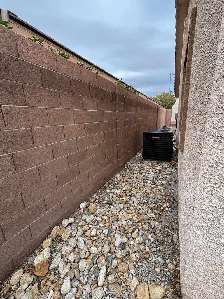 Beautiful home with casita and courtyard property image