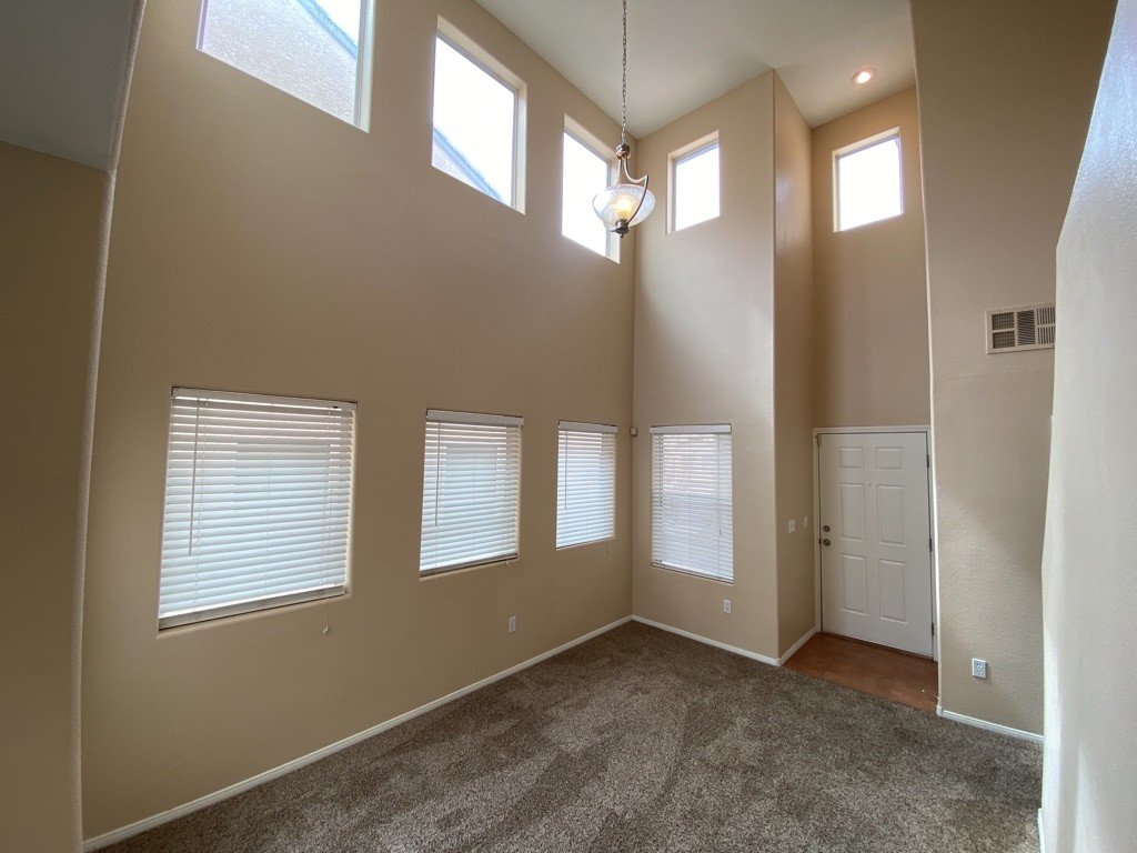 Spacious Three-Bedroom Home in Desirable Las Vegas Neighborhood property image