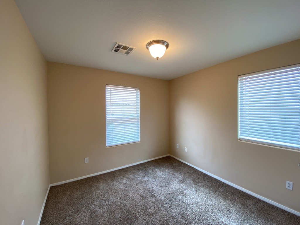 Spacious Three-Bedroom Home in Desirable Las Vegas Neighborhood property image